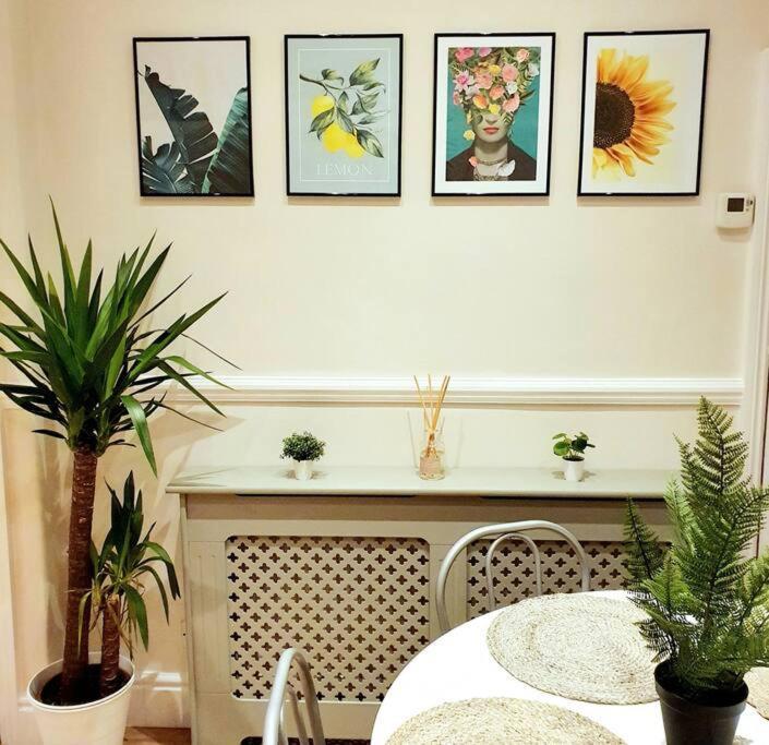 Little Cosy Getaway - York Βίλα Εξωτερικό φωτογραφία