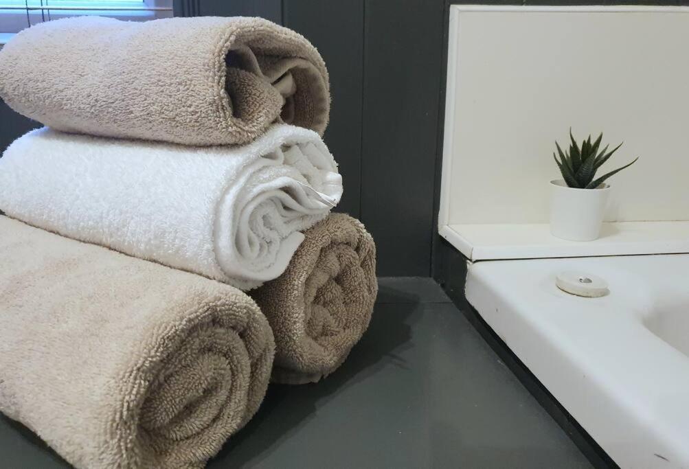 Little Cosy Getaway - York Βίλα Εξωτερικό φωτογραφία
